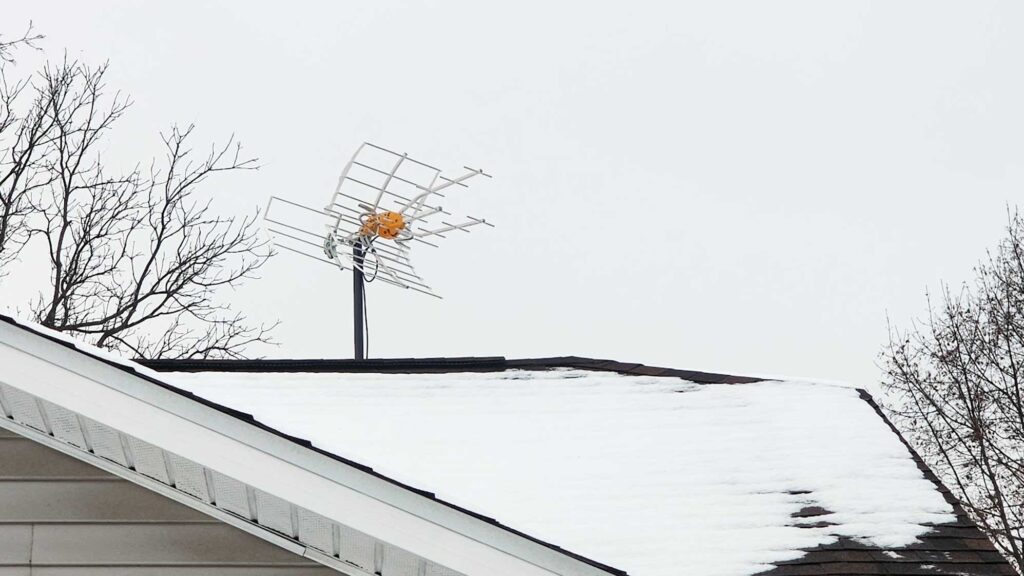 Antenna in the Winter