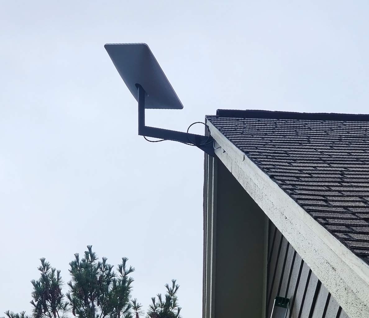 Eave Mounted Starlink Satellite Dish